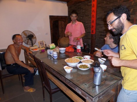 14085370427548.jpg image