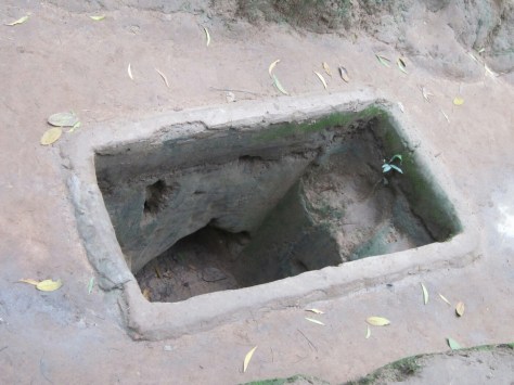 14145033940425.jpg image